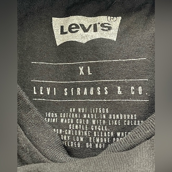 Levi’s T-shirt, Men, Size XL Pink Flamingo Graphic Unisex Crewneck T-shirt - Picture 7 of 7